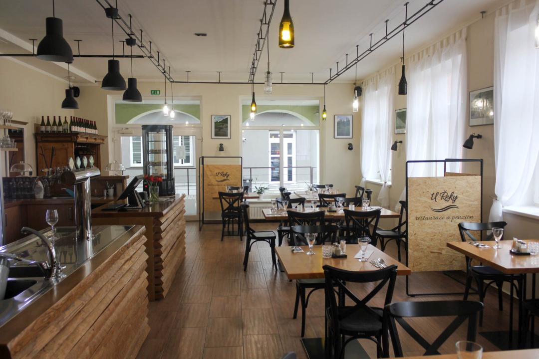 Restaurace a penzion U Řeky